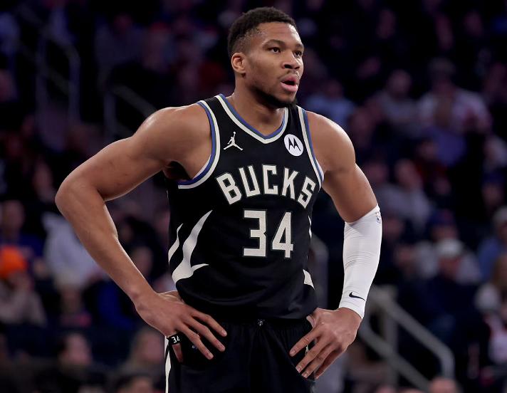 100%入选名人堂球星榜单！詹杜库哈炮实至名归，三大MVP意外落选