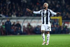 星空体育平台-都体:诺丁汉森林领跑道格拉斯-路易斯争夺战,踢欧冠是重要因素