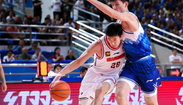 广东男篮爆冷输球!遭遇大逆转,王睿泽首秀8分,张文逸错失绝杀