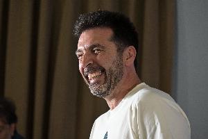 星空投注-布冯：现在的尤文球员朝着同一个方向前进，之前他们更加松散