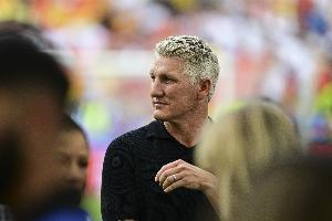 星空官网-施魏因斯泰格预测：利物浦夺得英超&amp;欧冠冠军 登贝莱获得金球奖