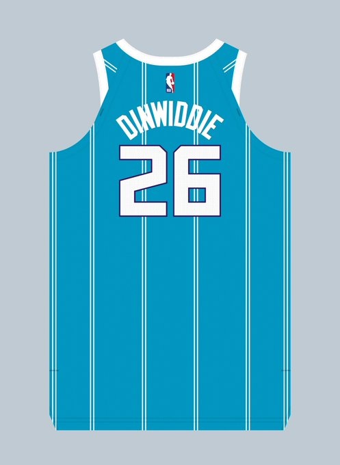 球衣记者：塞克斯顿在黄蜂穿8号&amp;丁威迪26&amp;康诺顿21&amp;普拉姆利22