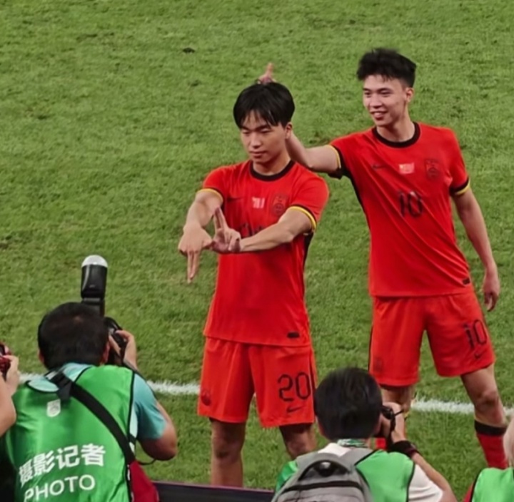 星空官网-今日趣图：打平即可出线，这次U22国足实现了！