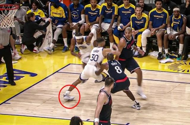 星空体育-库里崴脚 希尔德哑火 勇士蜜月期来得快去得更快