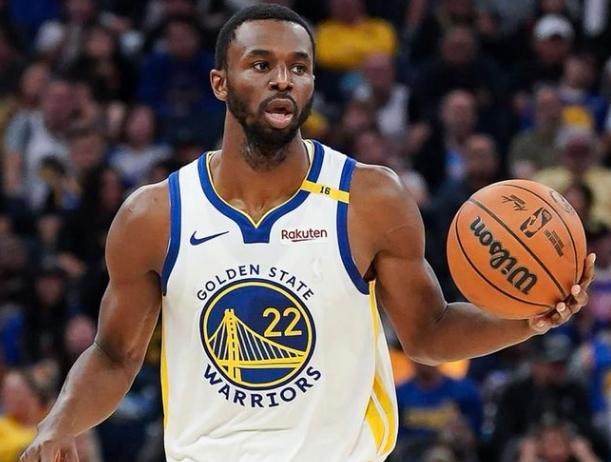 星空体育-库里崴脚 希尔德哑火 勇士蜜月期来得快去得更快