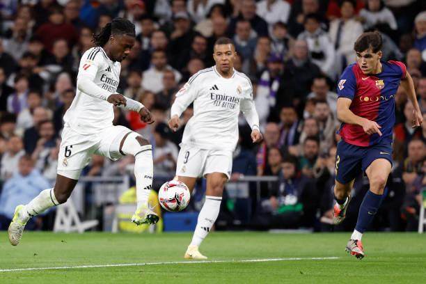 1729984517191032960.jpg 星空投注-【评分】皇马全员掉线,世一锋莱万!神一般弗利克!