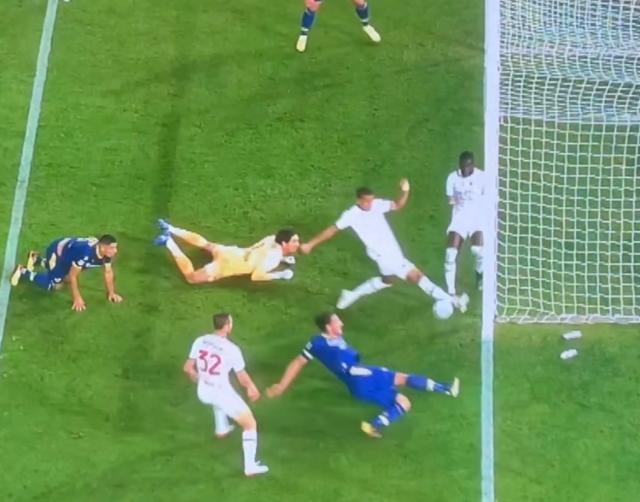 星空投注-佳夫，防线最佳勇夫！但AC米兰为何新援融入最慢？