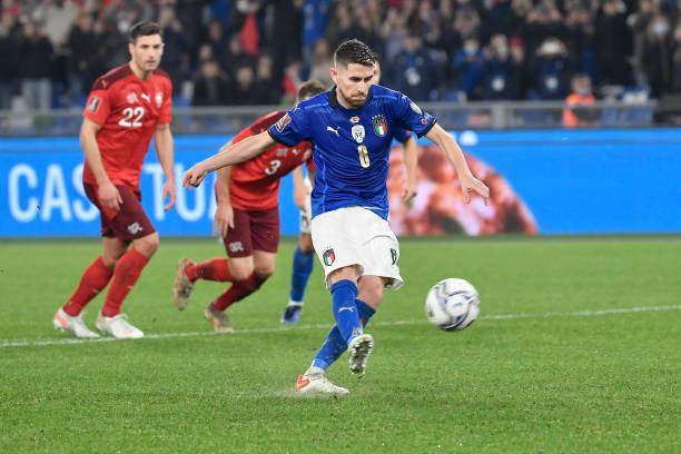 星空体育平台-意大利出局之路：心态失衡+迷信冲动=终酿苦果