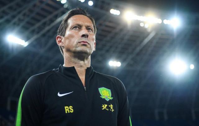 1638795426654038978.jpg 前国安主帅成德甲新贵候选 曾在中超创10连胜纪录